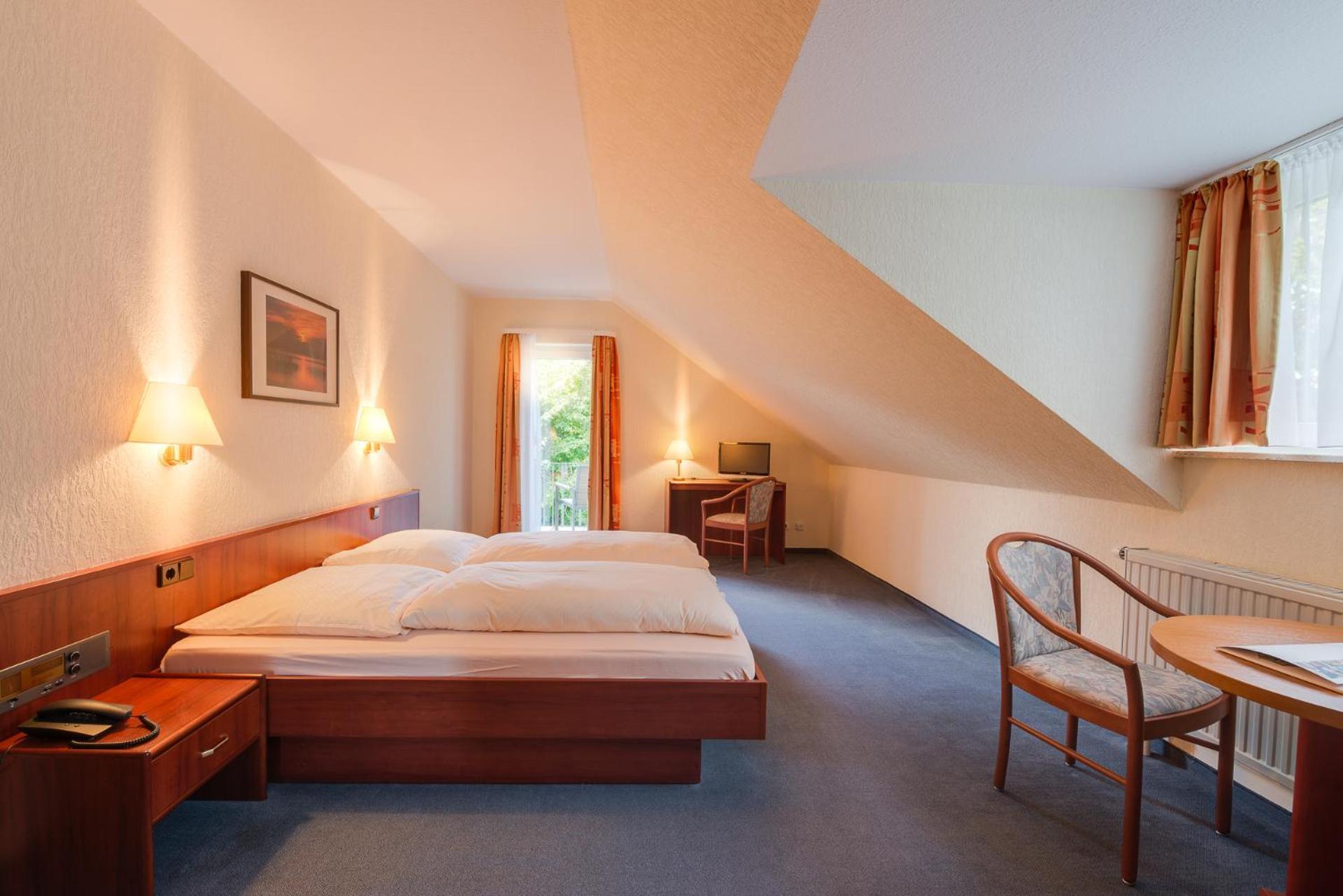 Berghotel Wilhelmsburg Bad Kosen Room photo
